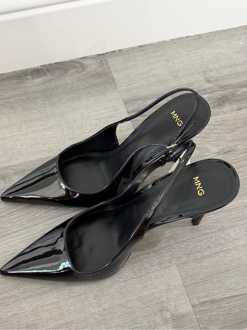Mango/MNG Black Patent Pointed Slingback Heels - Picture 2 of 4
